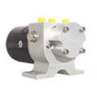 Raymarine (M81122) Type 3 Hydraulic Pump 12V (Use w/ACU-400) - DISCONTINUED